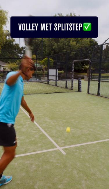 Goed / Fout: Split step bij de volley